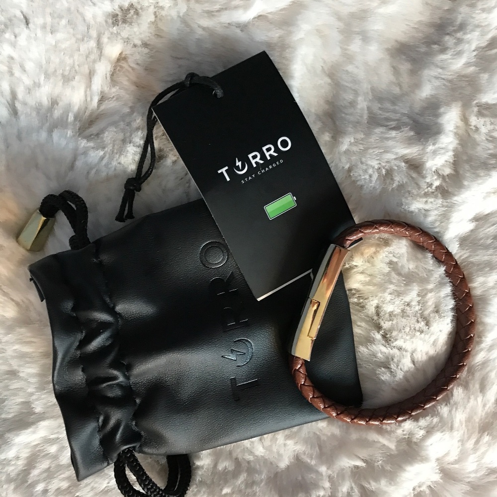 Torro brown leather lightening charge cord/ bracelet